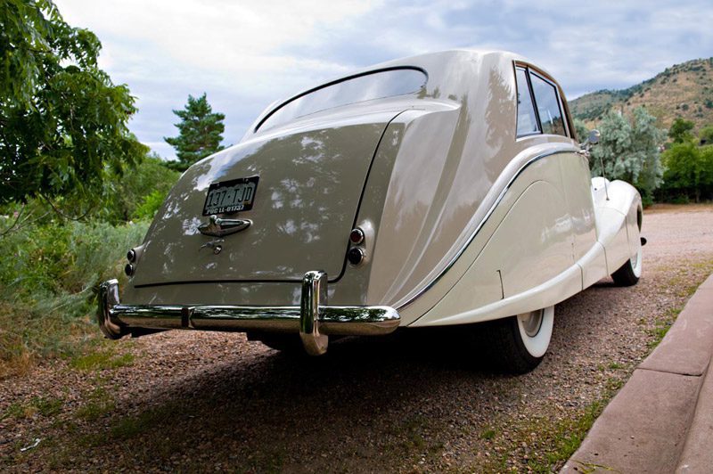 55_Rolls_Royce_Rear_view
