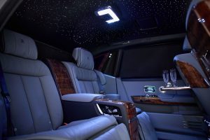 ROLLS-ROYCE-PHANTOM-1-300x200